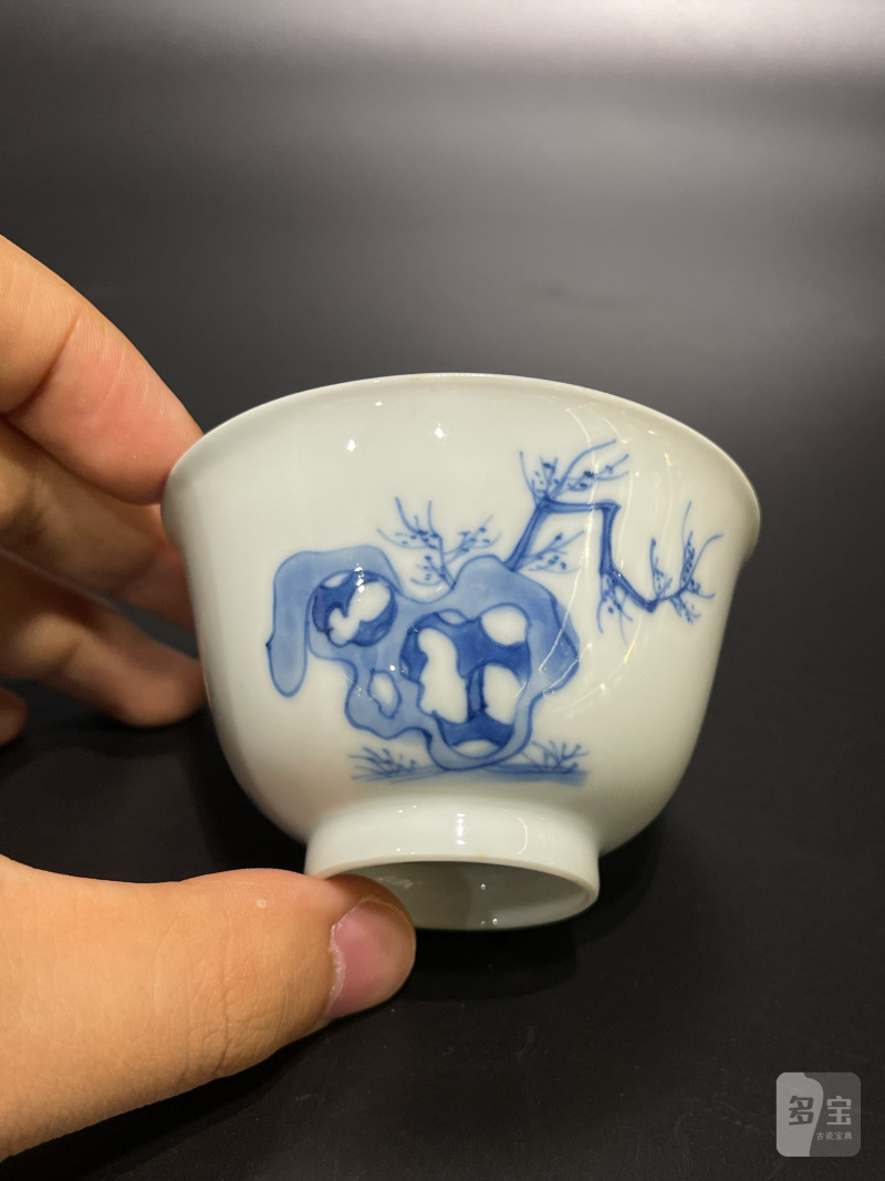 清康熙 青花三娘教子图杯 - 图4